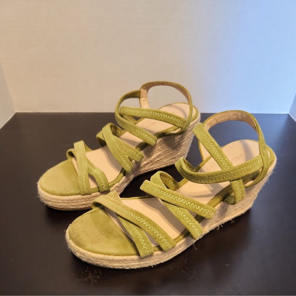 PELLE MODA kortez wedge Sandals in olive Womens Sz5
